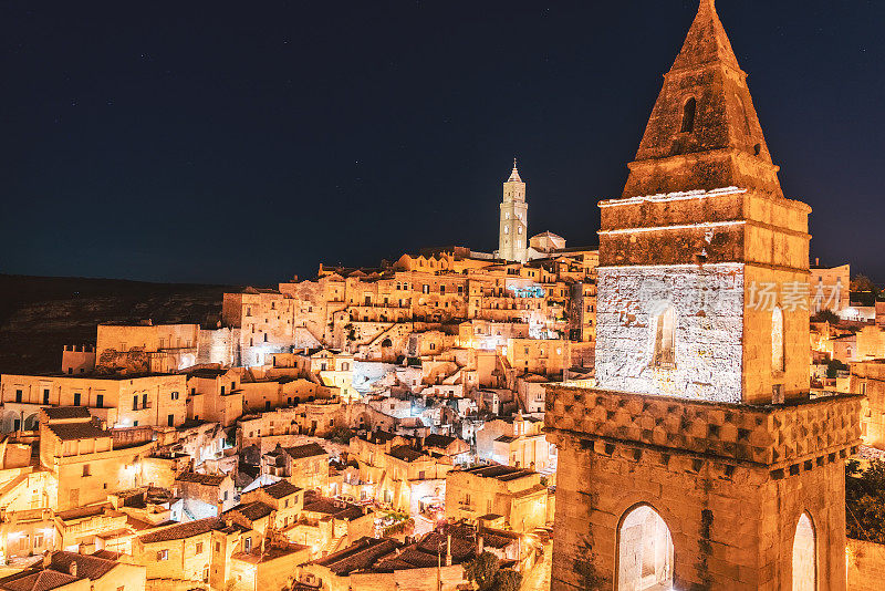 Matera / Sassi在Matera / Italy / ancient town / night